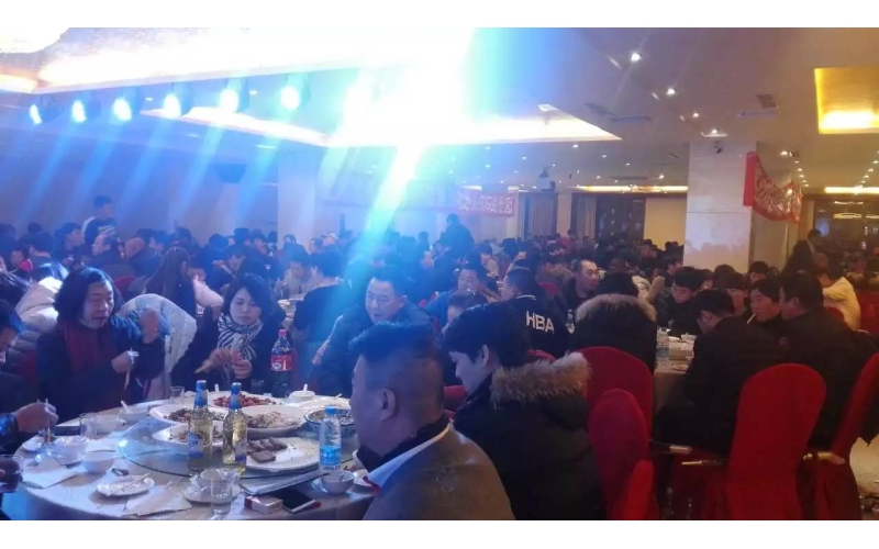 旭派电池辽宁锦州答谢会500多人参加，场面火热...